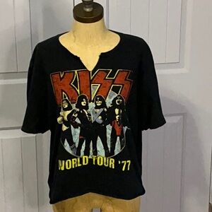KISS Love Gun World Tour ‘77 Licensed Graphic Tee~Custom V-neck Crop~Size Large